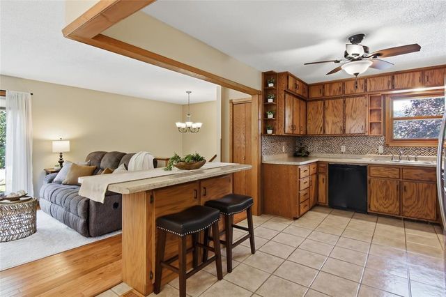 2111 Carter Street, Eau Claire, WI 54703
