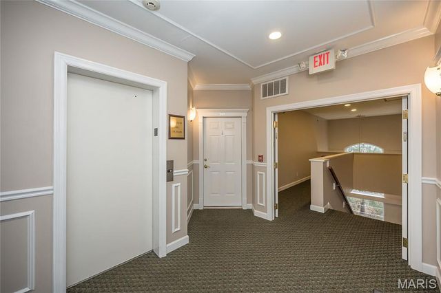 13115 Mill Crossing Court 307, Creve Coeur, MO 63141