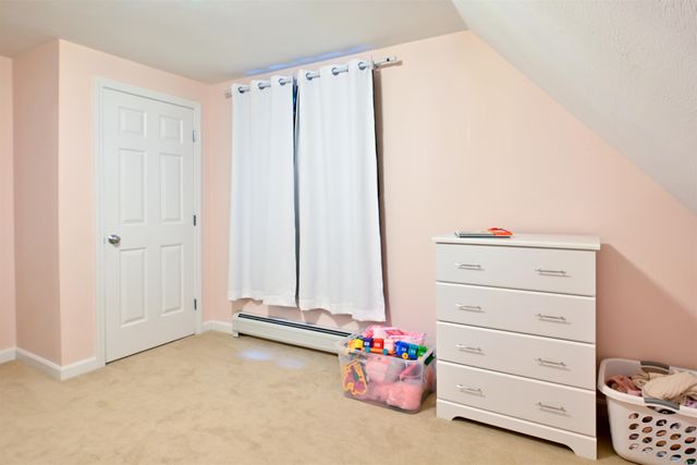 9 Perry Road, Deerfield, NH 03037