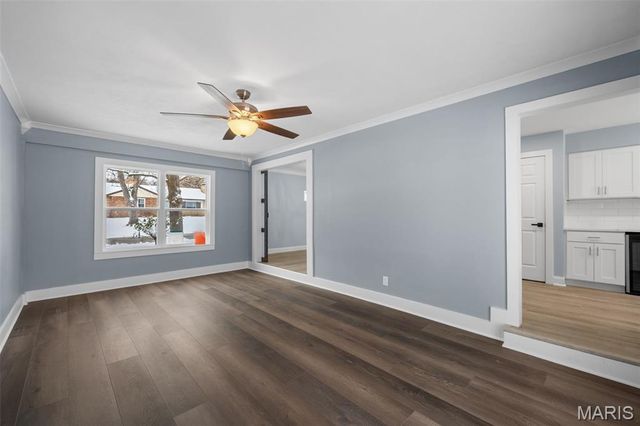 1439 Bridle Road, Webster Groves, MO 63119