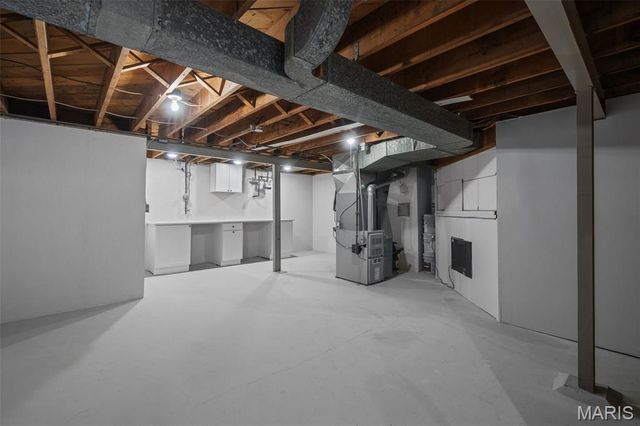 1439 Bridle Road, Webster Groves, MO 63119