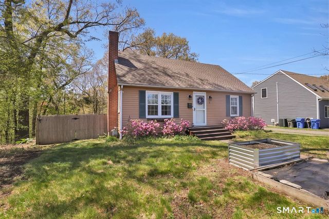 2 Alpine Street, Manchester, CT 06040