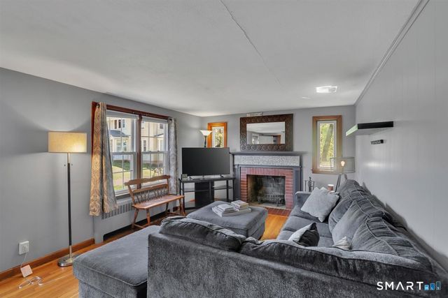 2 Alpine Street, Manchester, CT 06040