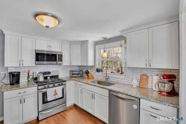 2 Alpine Street, Manchester, CT 06040