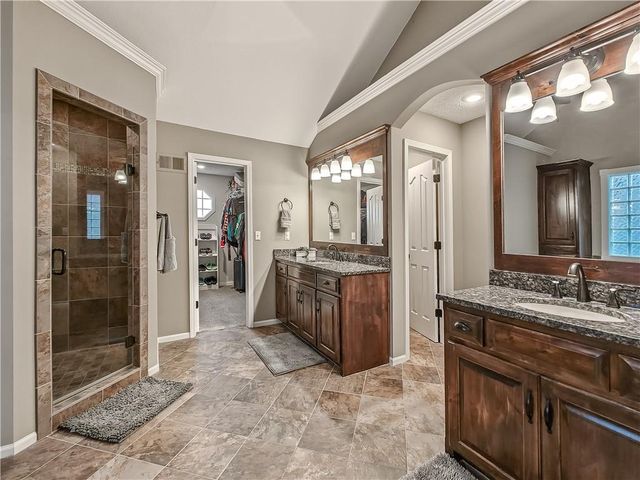 6503 W 150th Street, Overland Park, KS 66223