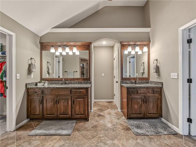 6503 W 150th Street, Overland Park, KS 66223