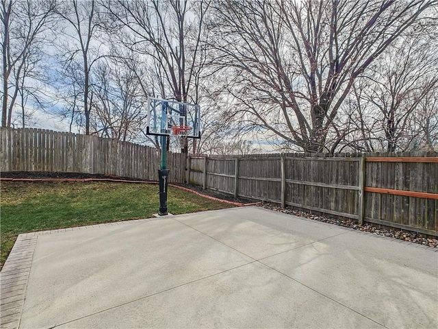 6503 W 150th Street, Overland Park, KS 66223