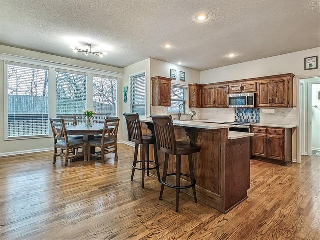 6503 W 150th Street, Overland Park, KS 66223