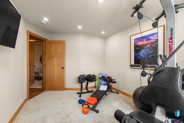 3601 E Madison St Street, Sioux Falls, SD 57103