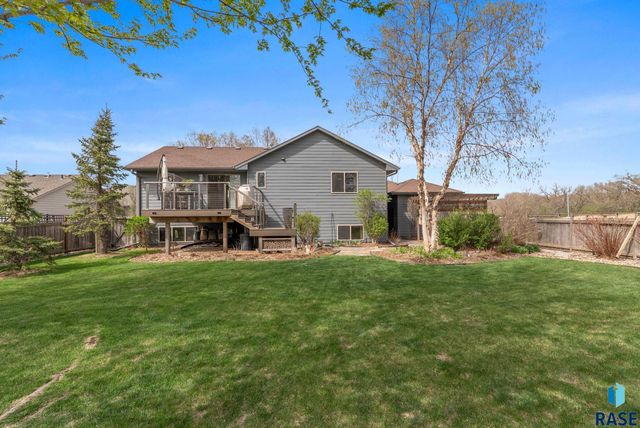 3601 E Madison St Street, Sioux Falls, SD 57103