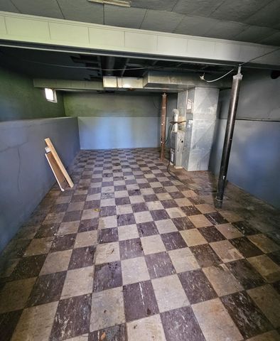 2214 Riverside Drive, Lake Station, IN 46405