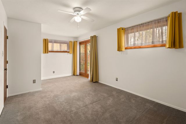 1225 Calle La Mirada, Santa Fe, NM 87507