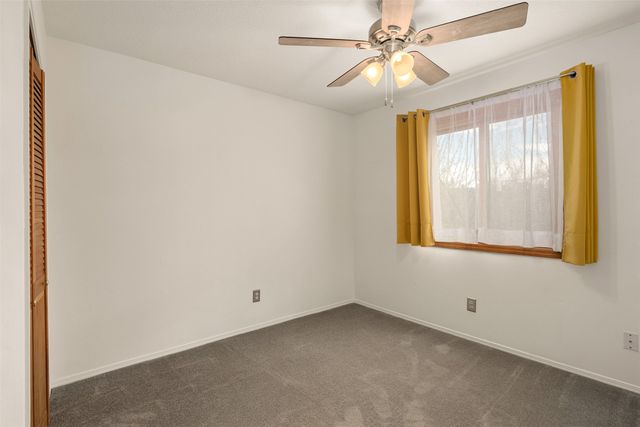 1225 Calle La Mirada, Santa Fe, NM 87507