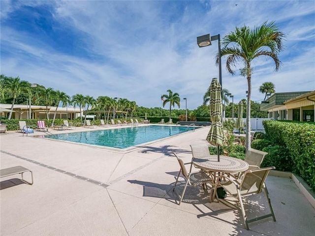 36 Vista Gardens Trail 103, Vero Beach, FL 32962