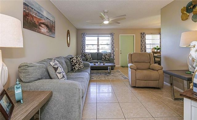 36 Vista Gardens Trail 103, Vero Beach, FL 32962