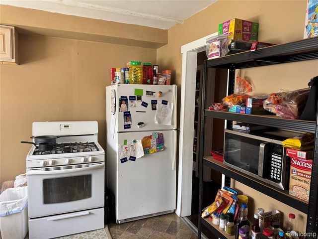 8103 Fielding Street, Detroit, MI 48228