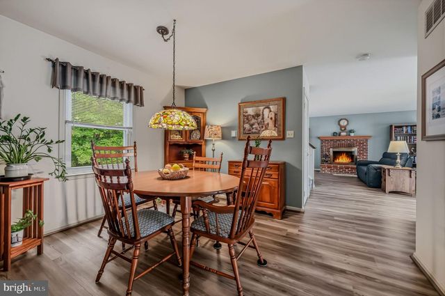 15 GLOUCESTER CT, Newark, DE 19702
