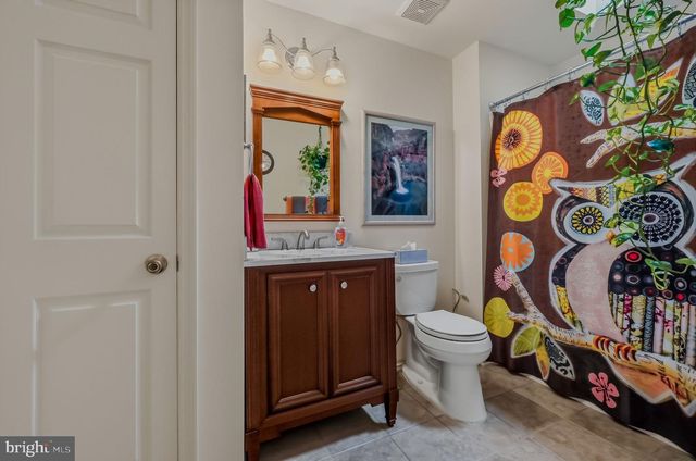 15 GLOUCESTER CT, Newark, DE 19702