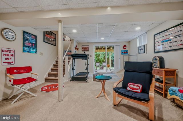 15 GLOUCESTER CT, Newark, DE 19702