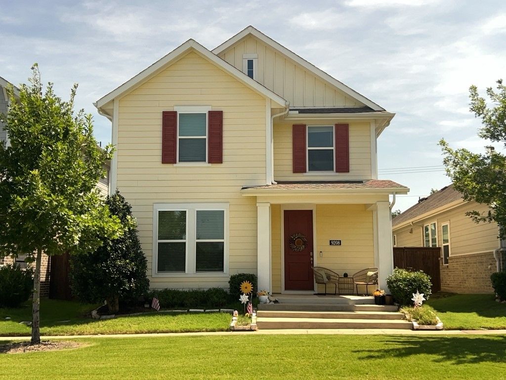 9208 Lamar Street, Rowlett, TX 75089