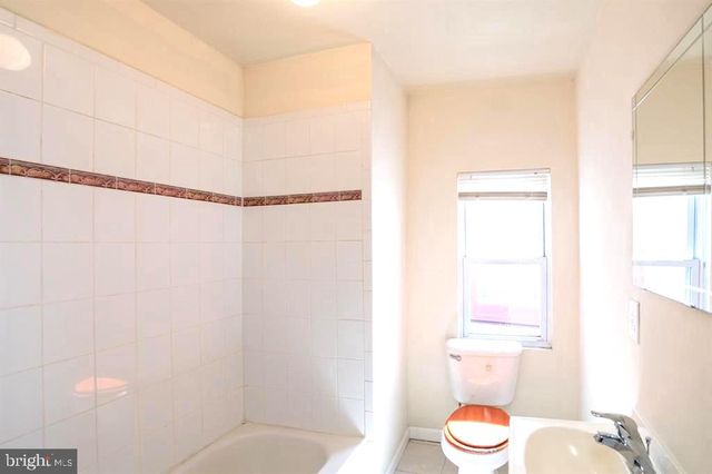 5012 WALNUT ST, Philadelphia, PA 19139