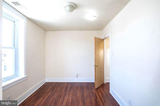 5012 WALNUT ST, Philadelphia, PA 19139
