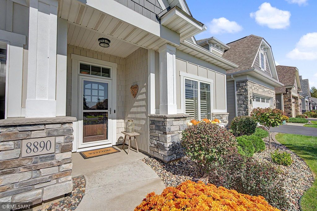 8890 Irving Boulevard N, Lake Elmo, MN 55042 — photo 2