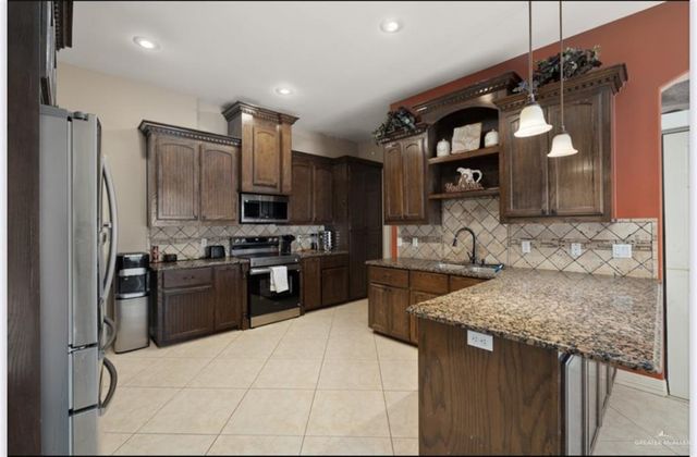 1336 Loretta Lynn Drive, Edinburg, TX 78541