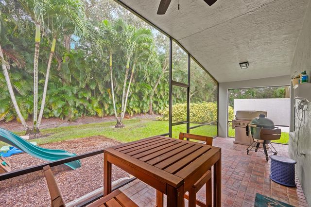 4221 Bluff Harbor Way, Wellington, FL 33449
