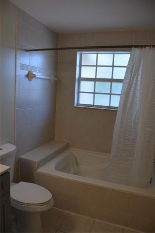 4030 NW 90th Way, Sunrise, FL 33351