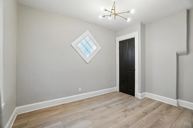 912 Livingston Street, Cincinnati, OH 45214