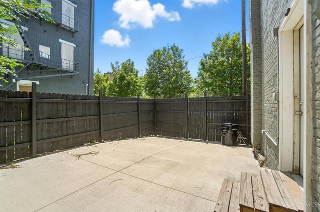 912 Livingston Street, Cincinnati, OH 45214