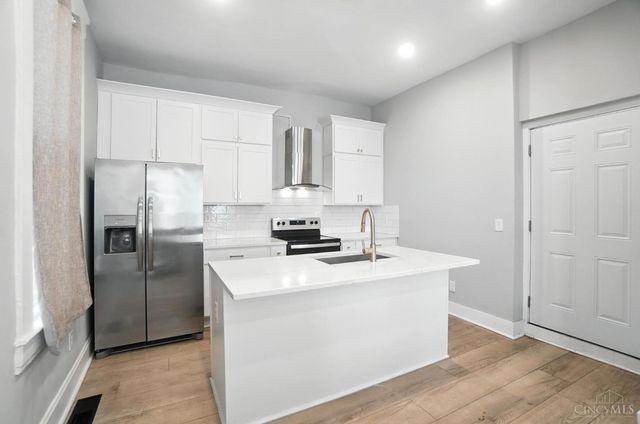 912 Livingston Street, Cincinnati, OH 45214