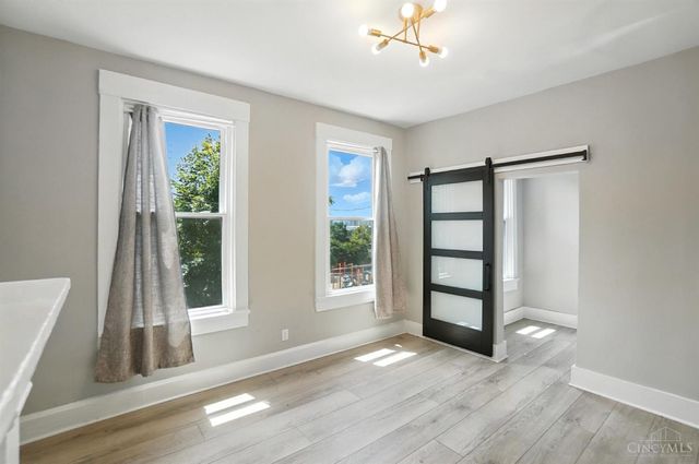 912 Livingston Street, Cincinnati, OH 45214