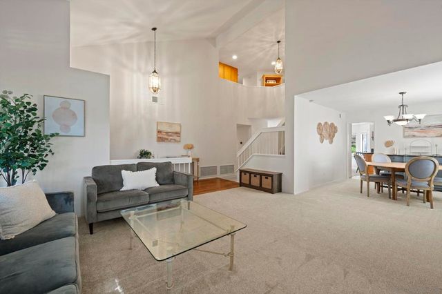 14725 Fieldview Way, Poway, CA 92064