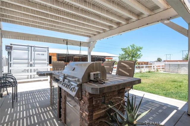 17090 Seaforth Street, Hesperia, CA 92345
