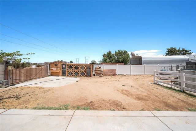 17090 Seaforth Street, Hesperia, CA 92345