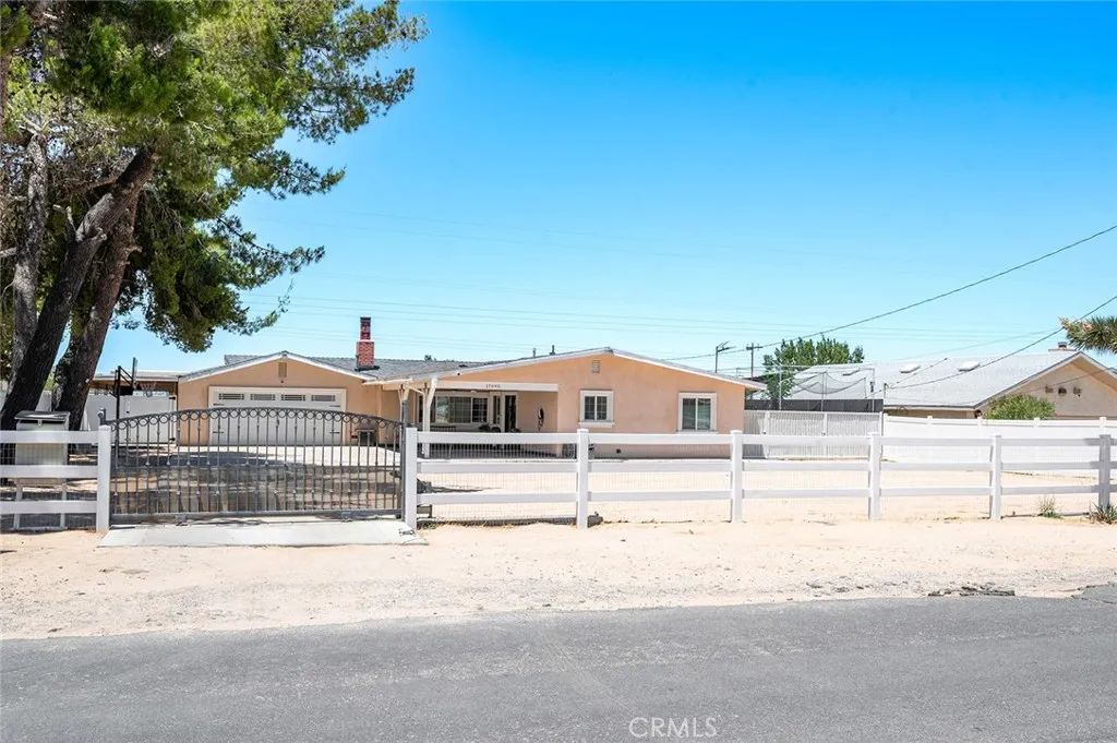 17090 Seaforth Street, Hesperia, CA 92345