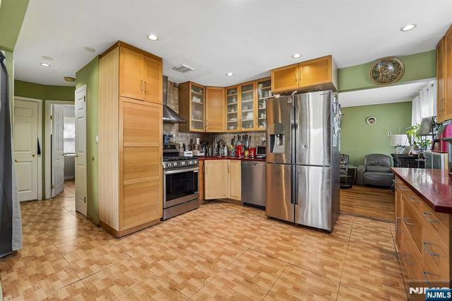 31-18 Norwood Drive, Fair Lawn, NJ 07410