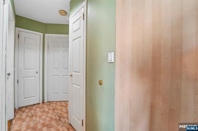 31-18 Norwood Drive, Fair Lawn, NJ 07410