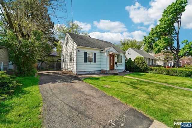 31-18 Norwood Drive, Fair Lawn, NJ 07410