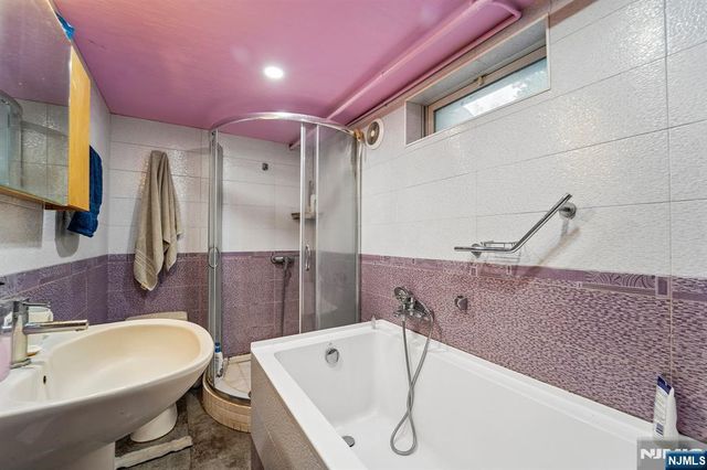 31-18 Norwood Drive, Fair Lawn, NJ 07410