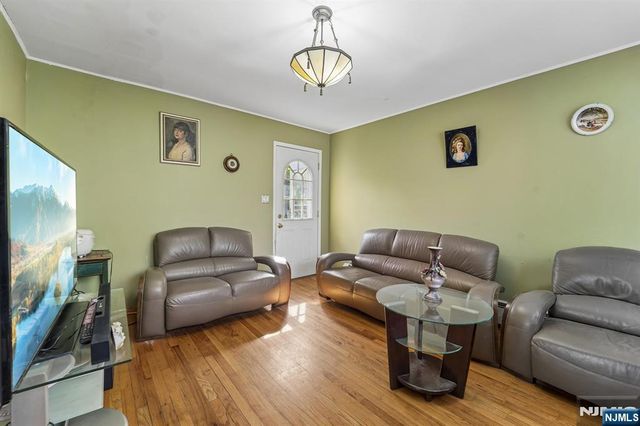 31-18 Norwood Drive, Fair Lawn, NJ 07410