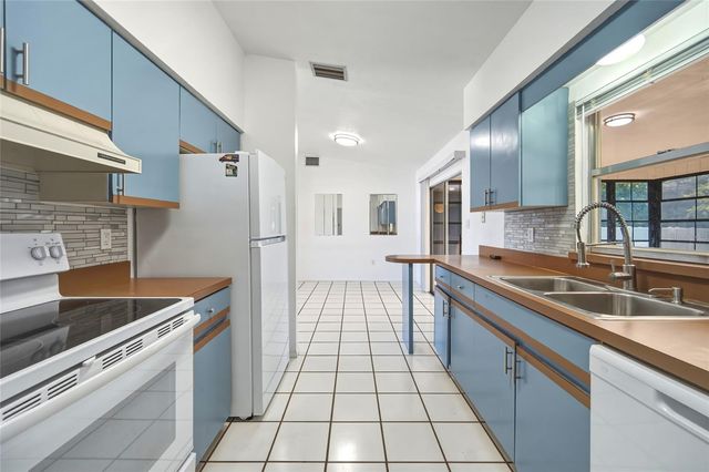1326 BIRCHCREST BOULEVARD, Port Charlotte, FL 33952