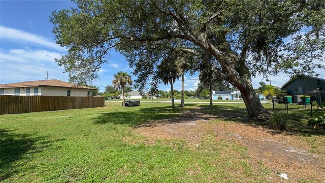 1326 BIRCHCREST BOULEVARD, Port Charlotte, FL 33952
