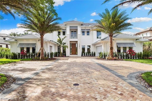 1985 Crayton RD, Naples, FL 34102