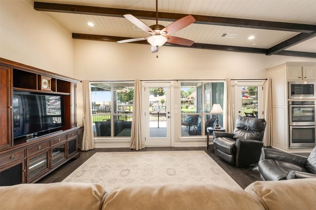 159 Seaside Drive, Gun Barrel City, TX 75156