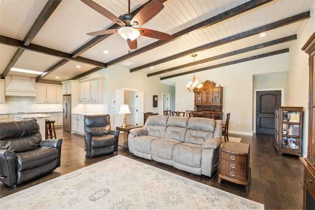 159 Seaside Drive, Gun Barrel City, TX 75156