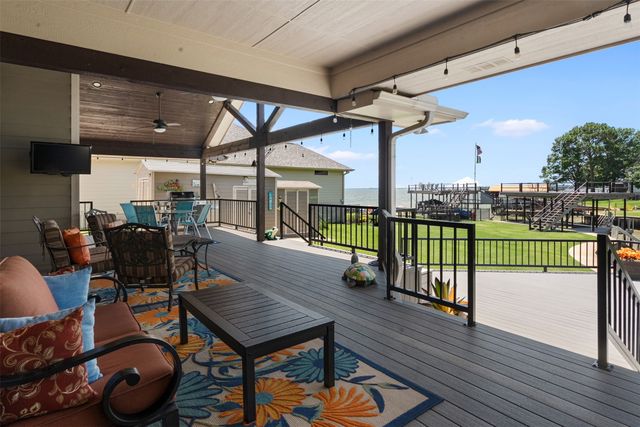 159 Seaside Drive, Gun Barrel City, TX 75156