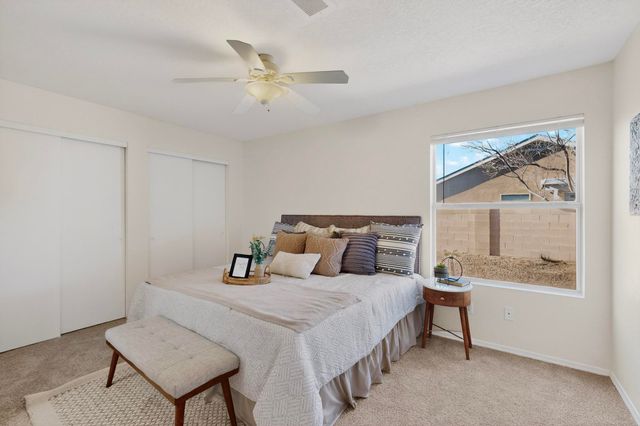 7609 Prairie Falcon Avenue NW, Albuquerque, NM 87114